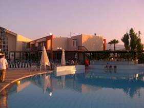 Swimming pool - Hotel Minos Mare Beach