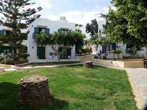 Garden - Hotel Chrissi Amoudia