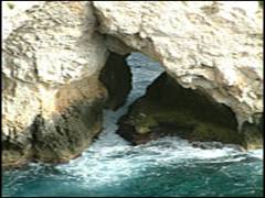 l'apertura nella roccia